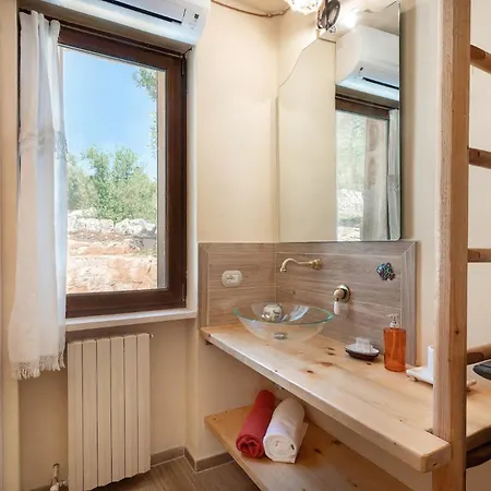 Beautiful Haven With Panoramic Views Over Valley Villa Ostuni