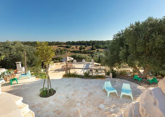 Beautiful Haven With Panoramic Views Over Valley